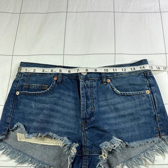 We the Free Denim Shorts Women 26 Blue Medium Wash Distressed Cut Off Button Fly - Picture 6 of 10